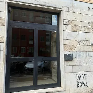 https://xcross-suites-garbatella.it-romehotels.com